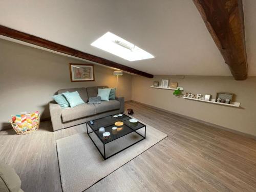  La Mansarda, Ferienwohnung in Caserta