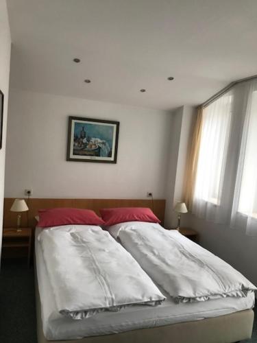 Hotel Occam - image 12