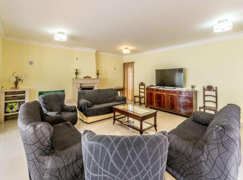 Casa Ola Agra Great 4 Bedroom Villa Perfect for Families Cascais - main image