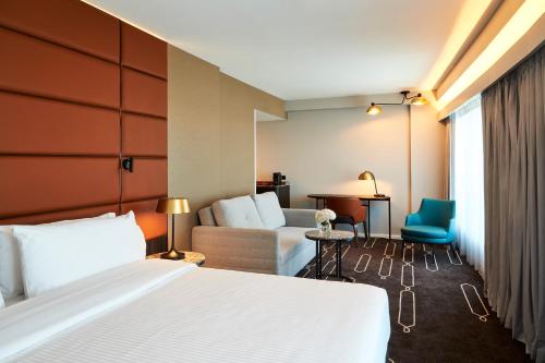 Crowne Plaza Sydney Airport By IHG - main image