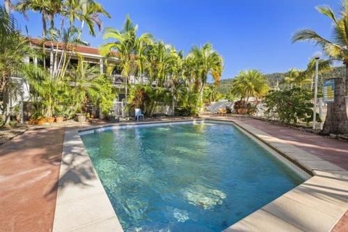 Tropical Townhouse
