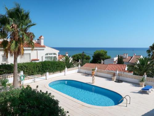 Apartment Tres Flores by Interhome in Finca del Moro