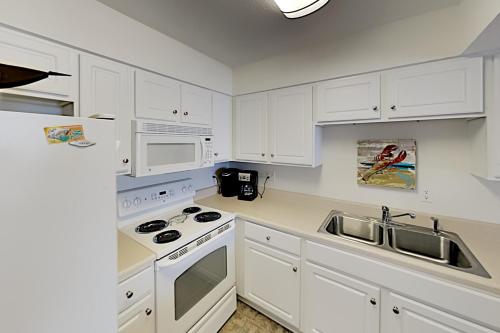 Seaside Beach and Racquet Club Condo # 5815 - image 9