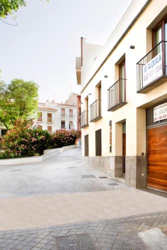 アパルタメントス & スイーツ レアル デ カルタハ