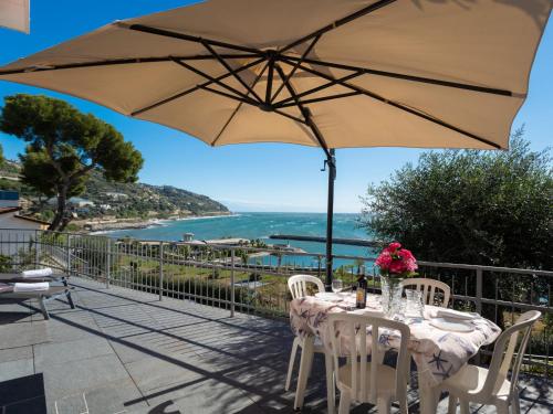  Holiday Home Bouganvilla - SLR402 by Interhome in San Lorenzo al Mare