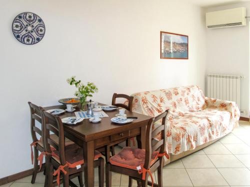 Apartment Cala Azzurra - IMP312 by Interhome