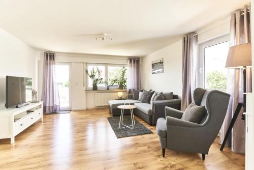 City Apartment Hasenheide - Wohnung mit 3 Schlafzimmern und Balkon mit Landschaftsblick