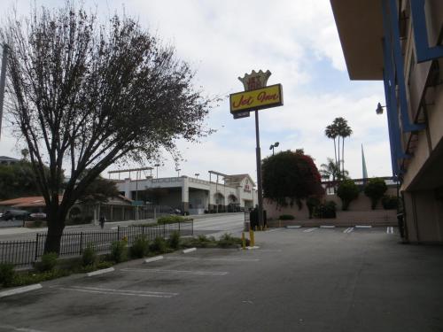 Jet Inn – Los Angeles, CA
