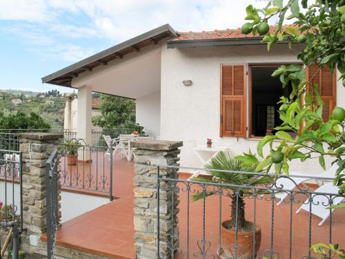  Holiday Home Casa Paolo by Interhome in Diano San Pietro