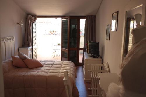 阿科珀力诺里旅馆