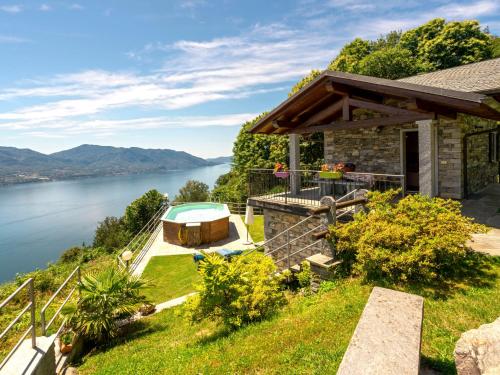  Holiday Home Lo Scoiattolo by Interhome in 28826 Carmine