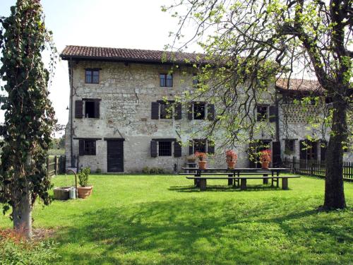  Locazione Turistica Casa del Fogolar - SSL153, Pension in Strassoldo bei San Giorgio di Nogaro