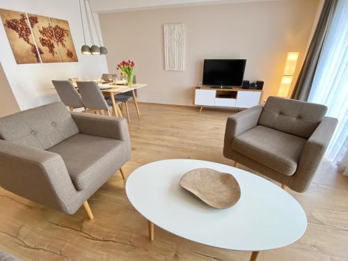 Comfort Two-Bedroom Apartment image 6
