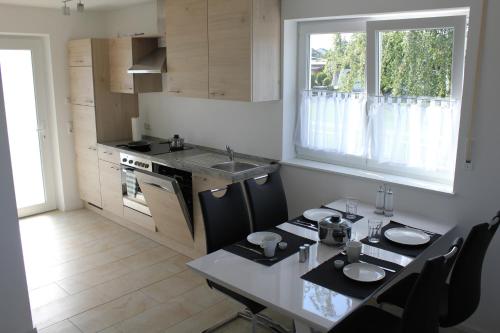 Boardinghouse37 Room Type - Apartment with Mountain View