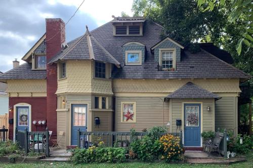 Luxury Apartment in Historic Carriage House - Kennett Square