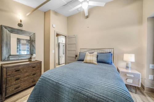 Luxury Apartment in Historic Carriage House