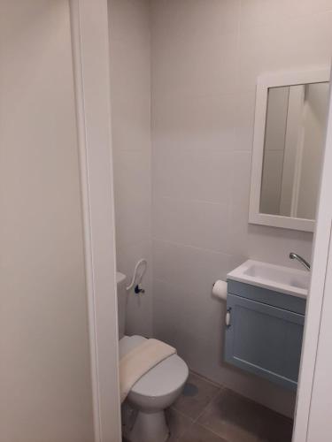 Dizengoff Inn Apartments Room Type - Budget Double Room