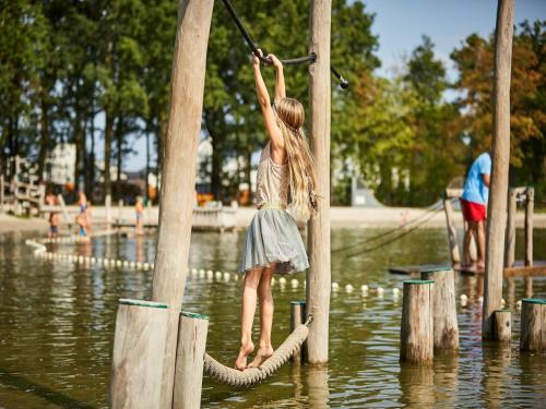 Nice, child friendly villa with a sauna in Limburg