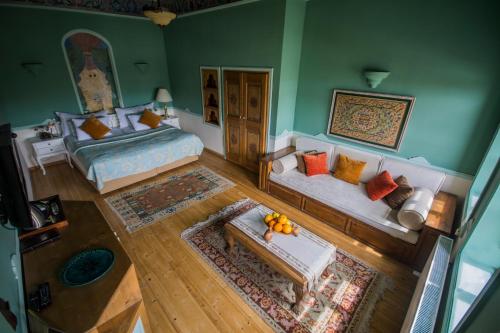 room detail thumbnail 0