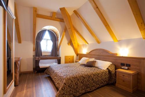 Hotel Vittoria Room Type - Superior Double or Twin Room