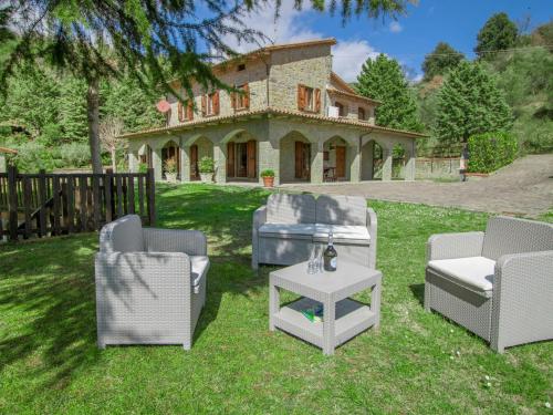  Villa Il Riccio by Interhome, Pension in Cortona