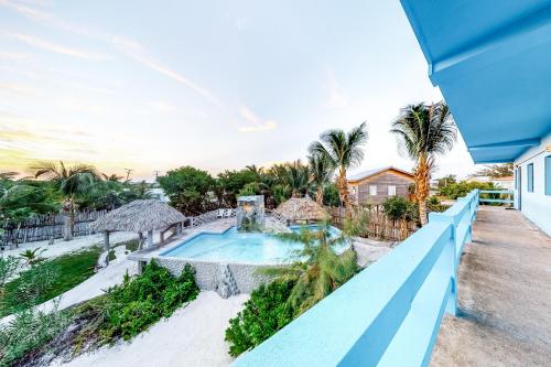 Way Suite @ Mayan Falls