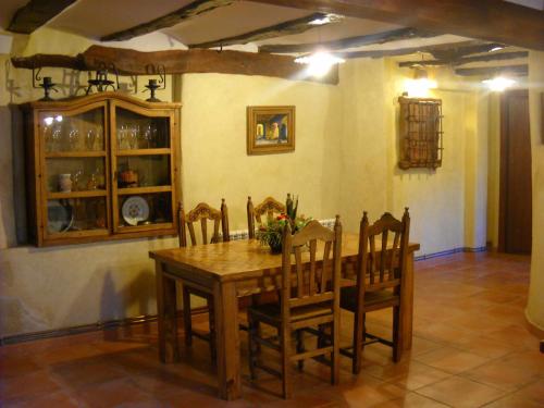 Iekārtas, Casa Rural Casa Antiga in Castielfabib