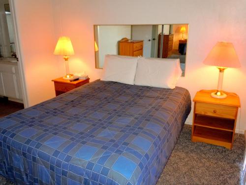 Three-Bedroom Premier Townhouse Unit #70 by Snow Summit Townhouses Bus Lic #23581 - image 2