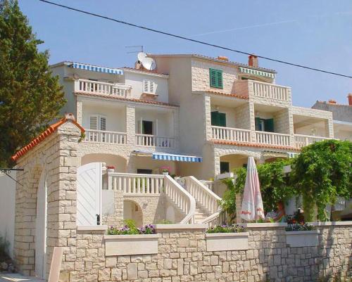 Guest House Meri 1