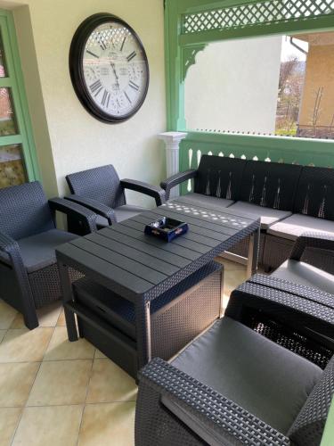 ผับ/เลาจน์, Tamas Apartman Balatonfoldvar sziveben- egesz evben nyitva! in บาลาตองฟอลด์วาร์