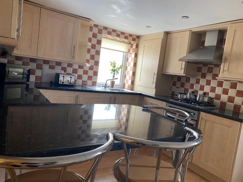 SPACIOUS SEAFRONT APARTMENTS WITH FANTASTIC VIEWS