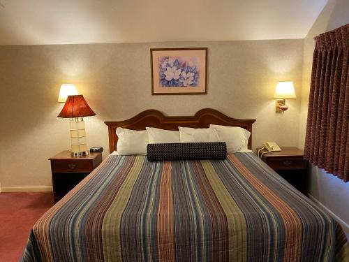 Economy Lodge 682 Main St Sturbridge - image 10
