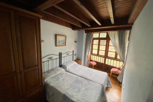  Casa Triana, lugar idóneo para 4 o 6 huéspedes. in Infiesto