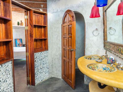 295011716 Villa Amor