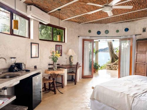 295011750 Villa Amor