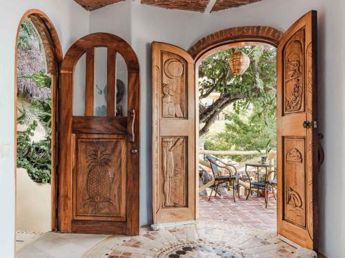 295012039 Villa Amor