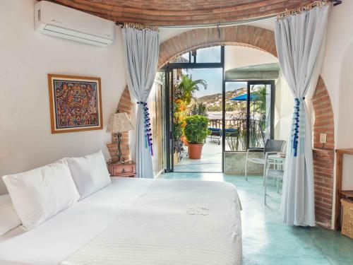 295012086 Villa Amor