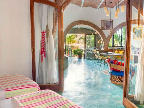 295012089 Villa Amor