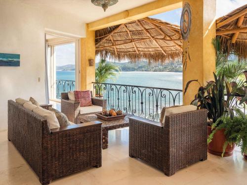 295012753 Villa Amor