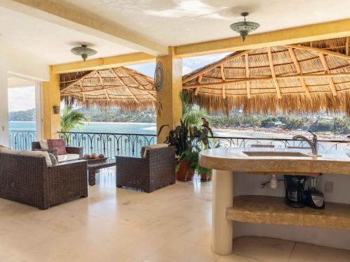 295012754 Villa Amor
