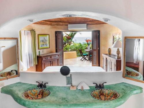 295013036 Villa Amor