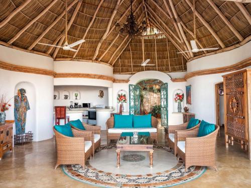 295013037 Villa Amor