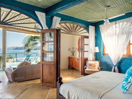 295013087 Villa Amor