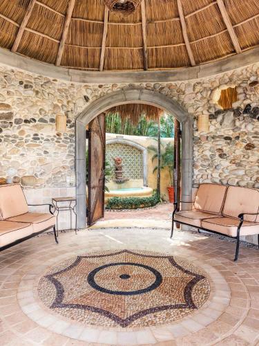 295013153 Villa Amor