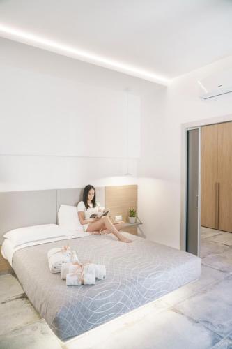 Junior Suite with Balcony image 5