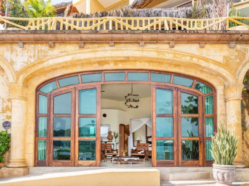 295013299 Villa Amor