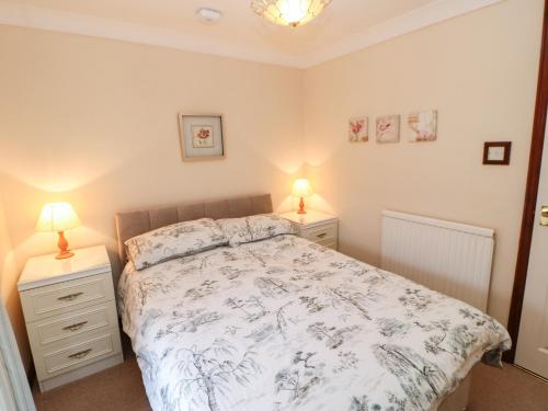 Lavender Cottage - image 12