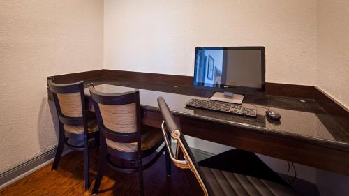 SureStay Plus Hotel by Best Western Hammond - image 10