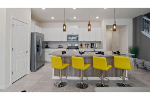 Townhome at Solterra NH 18005 - main image