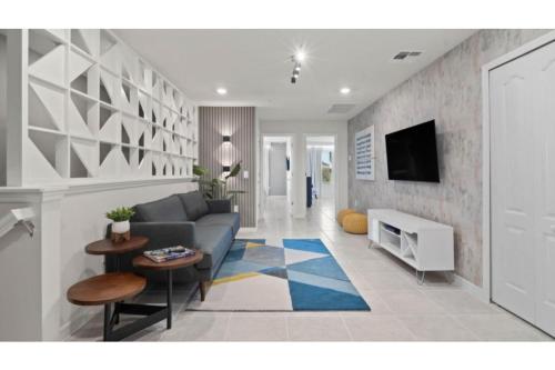 Townhome at Solterra NH 18005 - image 5